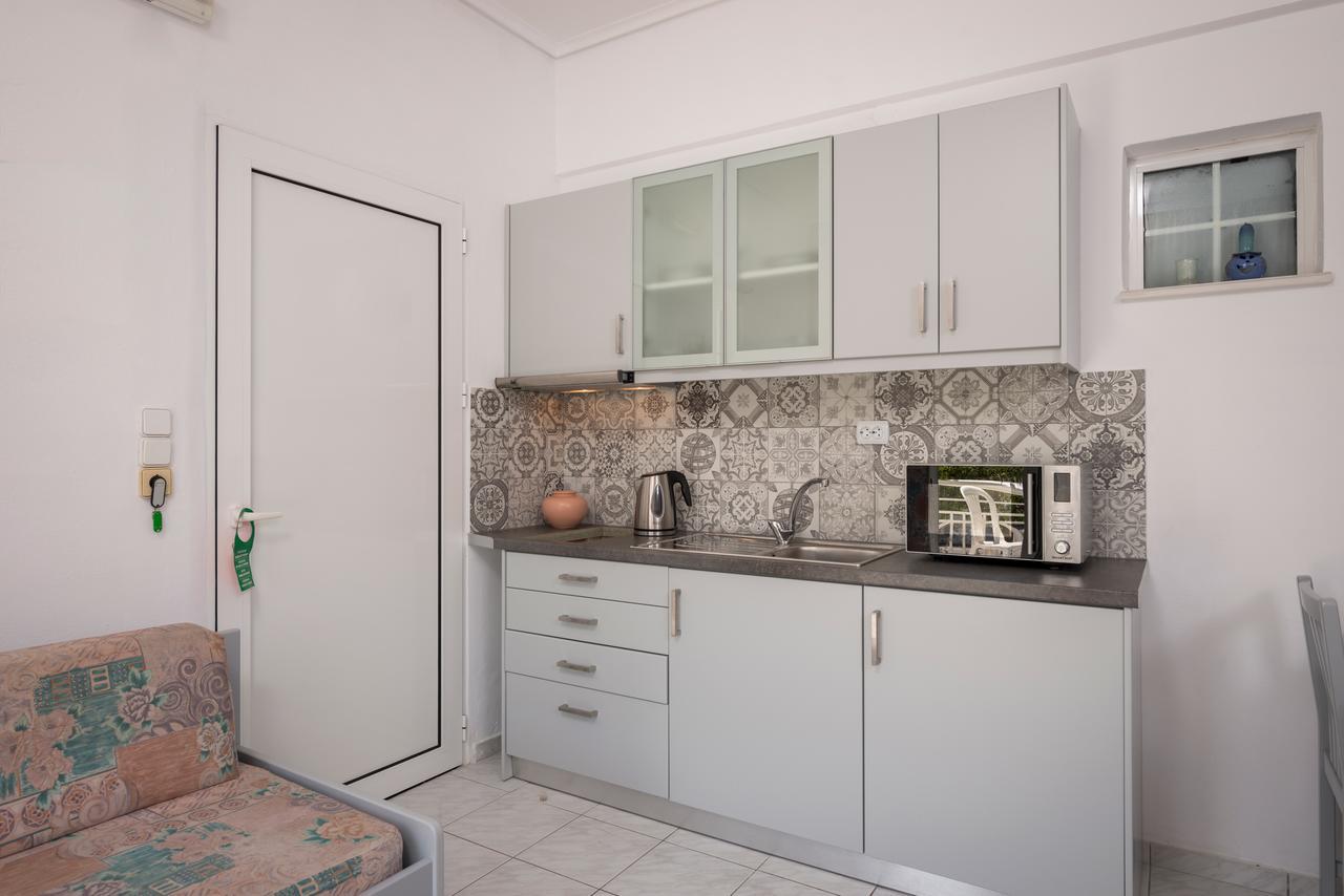 Kristall Suites Stalos Exterior photo
